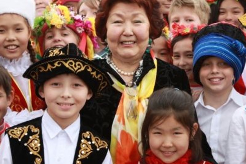 Сегодня свое 80-летие празднует Сара Алпысовна Назарбаева