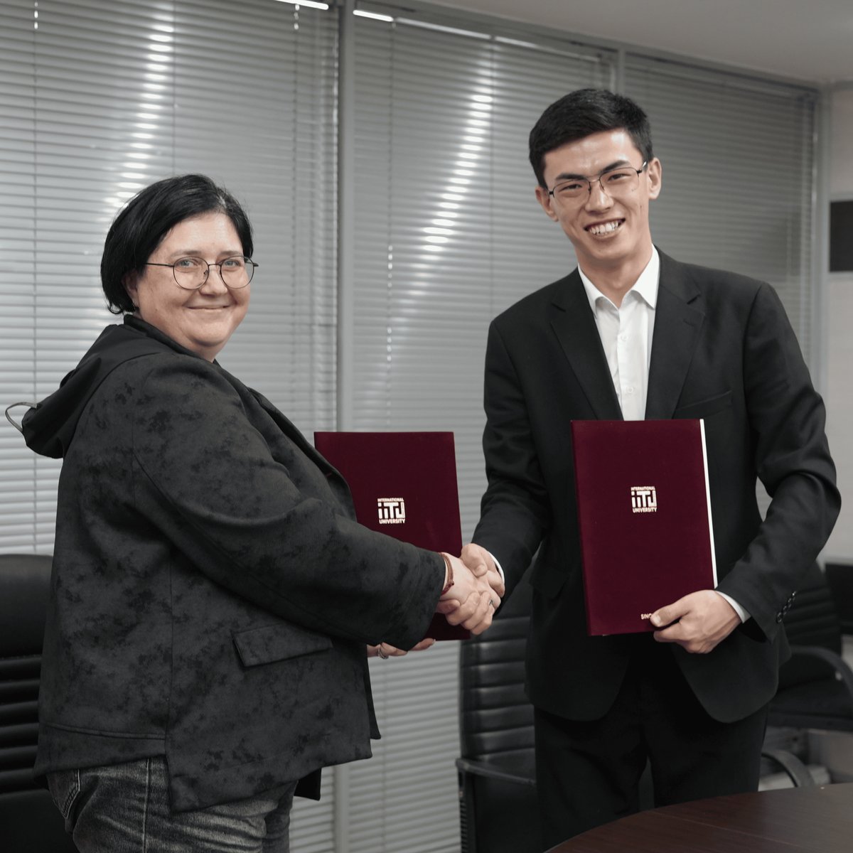 IITU and the "Almaty Student Alliance" (QSA Almaty) Sign a Memorandum of Cooperation